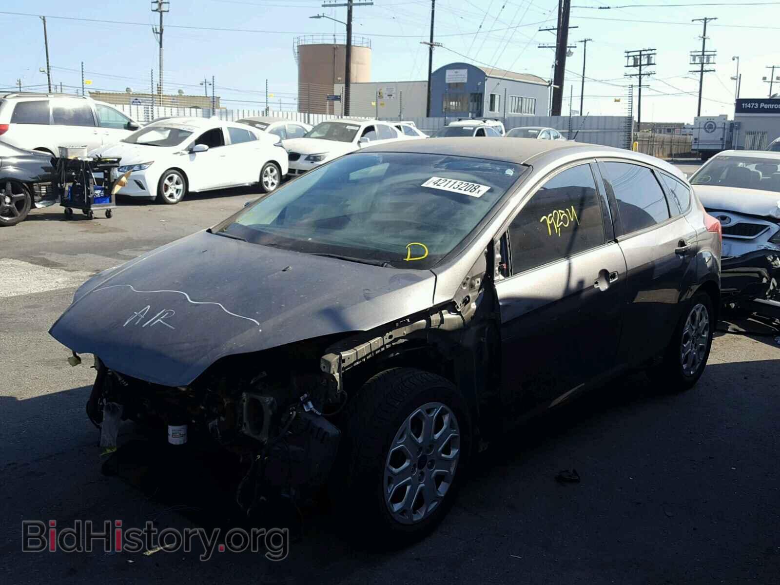 2012 Ford FOCUS (VIN 1FAHP3K27CL222395) — photo 2 of 10