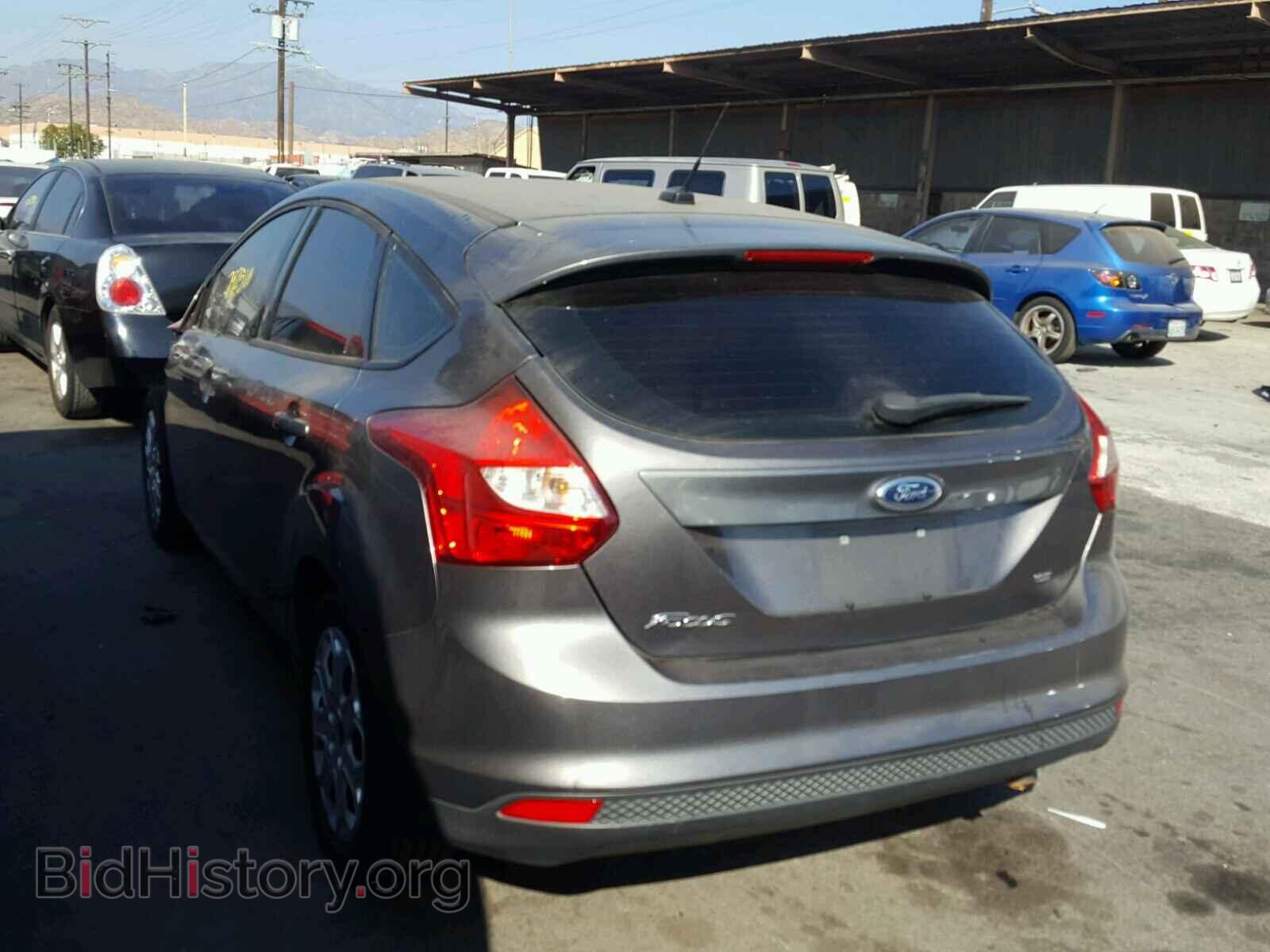2012 Ford FOCUS (VIN 1FAHP3K27CL222395) — photo 3 of 10
