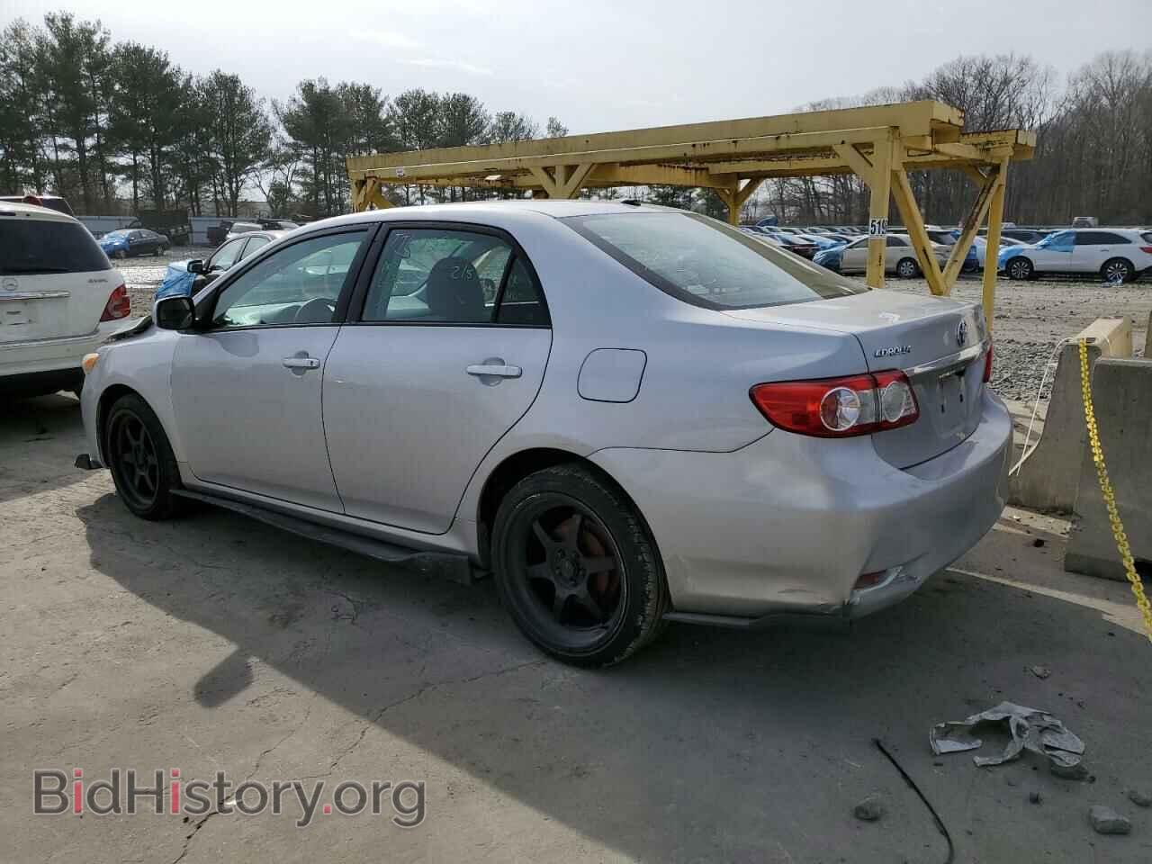 2011 TOYOTA COROLLA - VIN: 2T1BU4EEXBC736297 - Фото 2