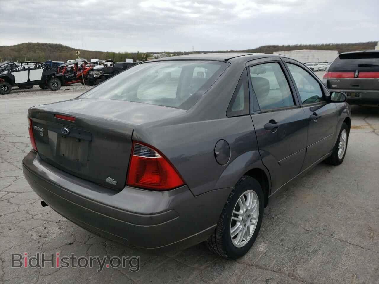 2007 FORD FOCUS - VIN: 1FAFP34N87W322363 - Фото 4