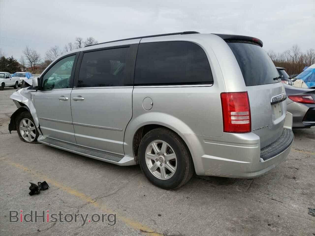 2010 CHRYSLER MINIVAN - VIN: 2A4RR5D12AR460355 - Photo 2