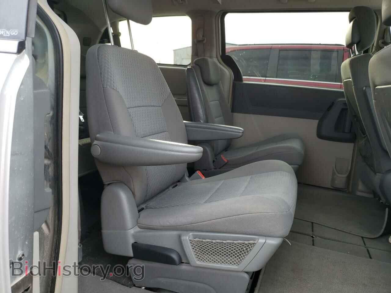 2010 CHRYSLER MINIVAN - VIN: 2A4RR5D12AR460355 - Photo 11