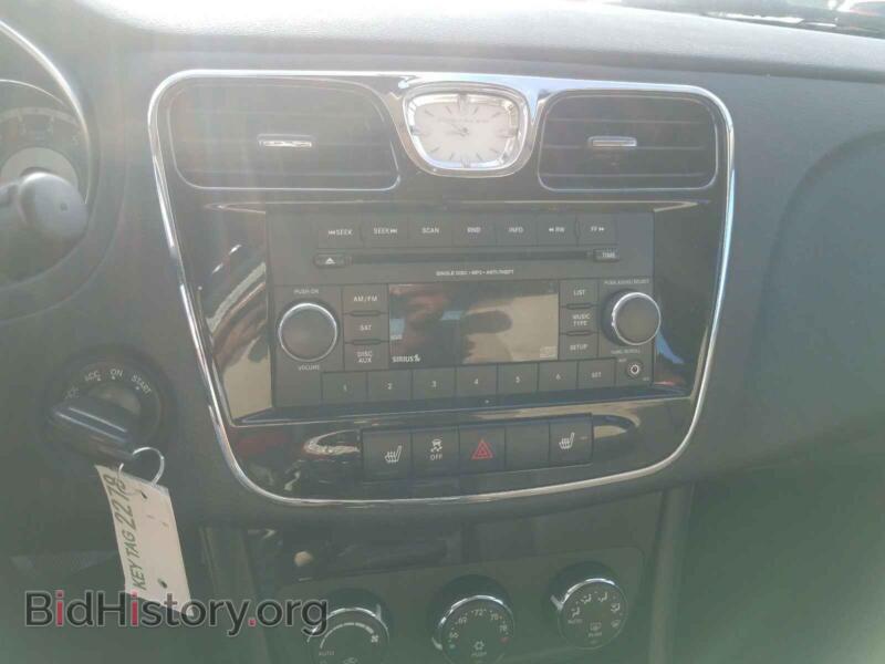 2013 Chrysler 200 (VIN 1C3CCBCG6DN528096) — photo 9 of 10