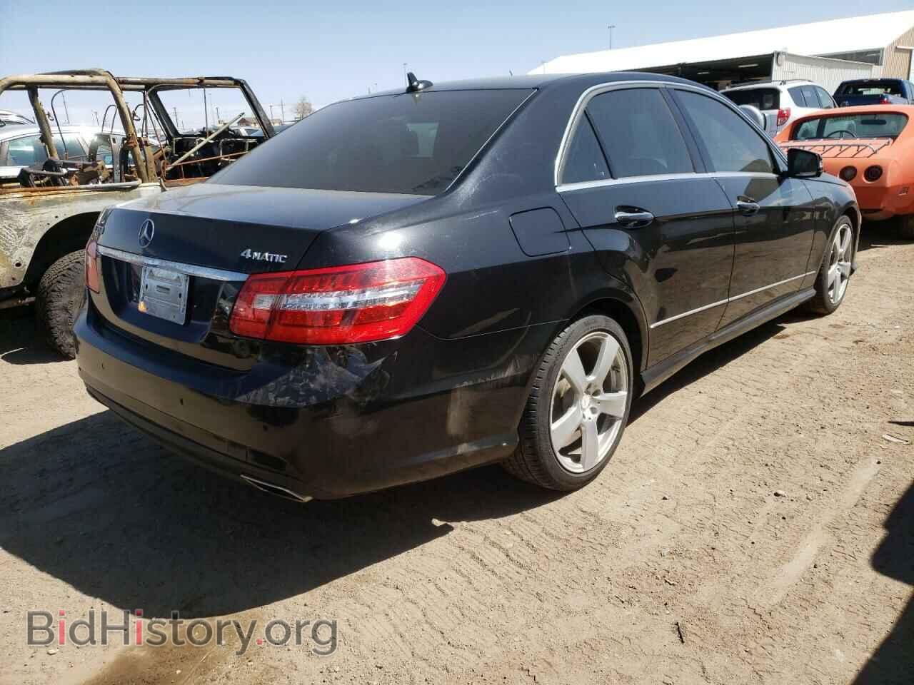 2011 MERCEDES-BENZ E-CLASS - VIN: WDDHF8HB5BA383345 - Фото 4