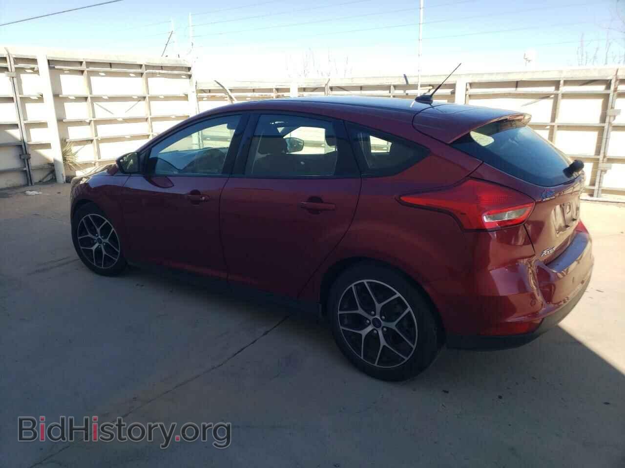 2017 FORD FOCUS - VIN: 1FADP3M2XHL332697 - Фото 2