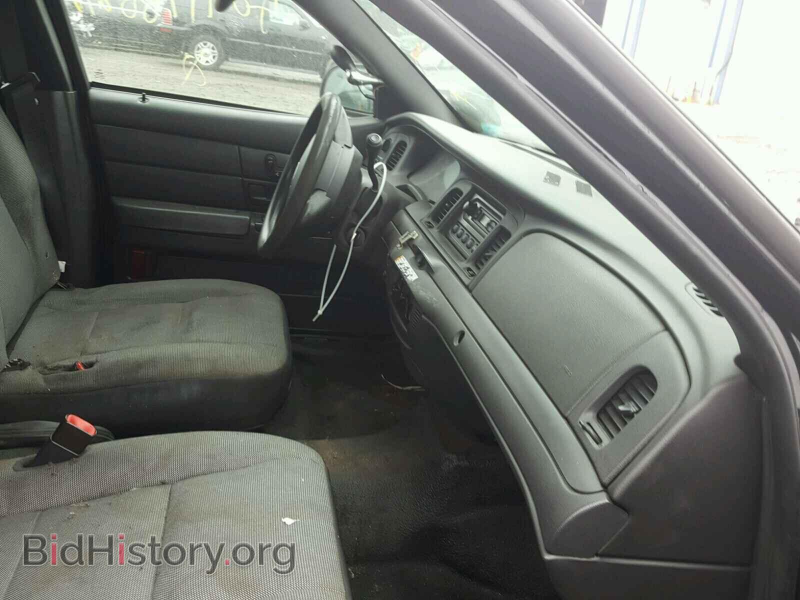 2011 FORD CROWN VIC - VIN: 2FABP7BV2BX129096 - Фото 5