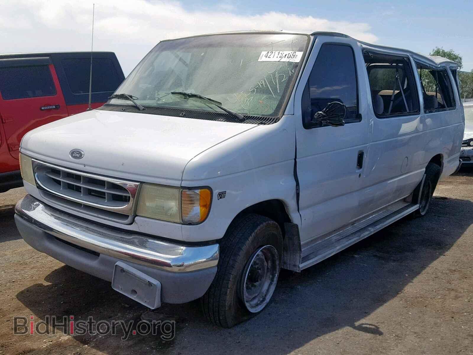 2002 FORD ECONOLINE - VIN: 1FBSS31LX2HA14302 - Photo 2