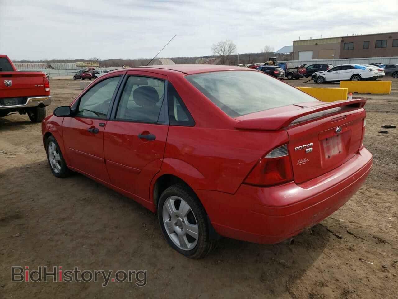 2007 FORD FOCUS - VIN: 1FAHP34N27W259902 - Фото 2