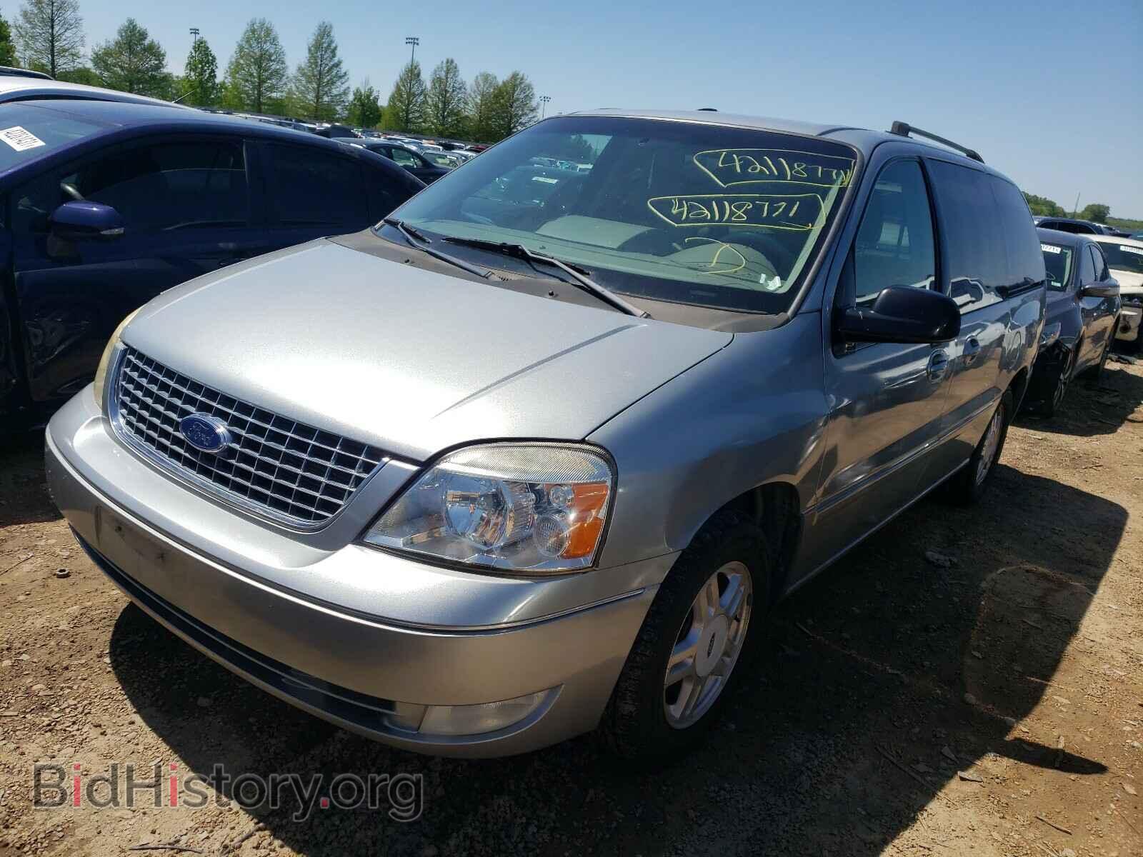 2007 FORD FREESTAR - VIN: 2FMZA52217BA07348 - Фото 2