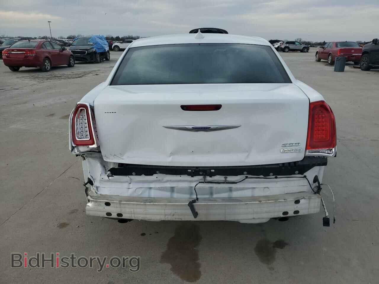 2019 CHRYSLER 300 - VIN: 2C3CCAEG6KH605028 - Фото 6