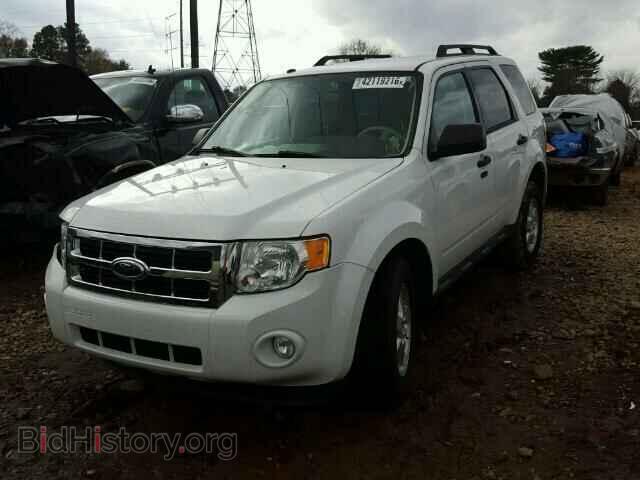 2011 FORD ESCAPE - VIN: 1FMCU0D78BKB79819 - Фото 2