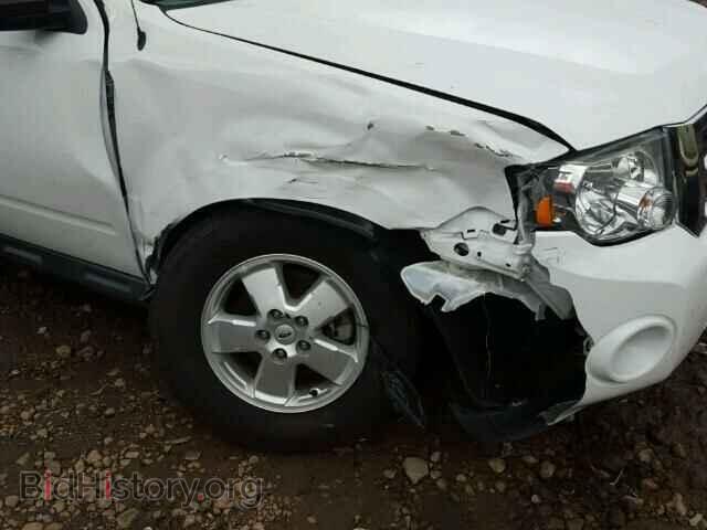 2011 FORD ESCAPE - VIN: 1FMCU0D78BKB79819 - Фото 9