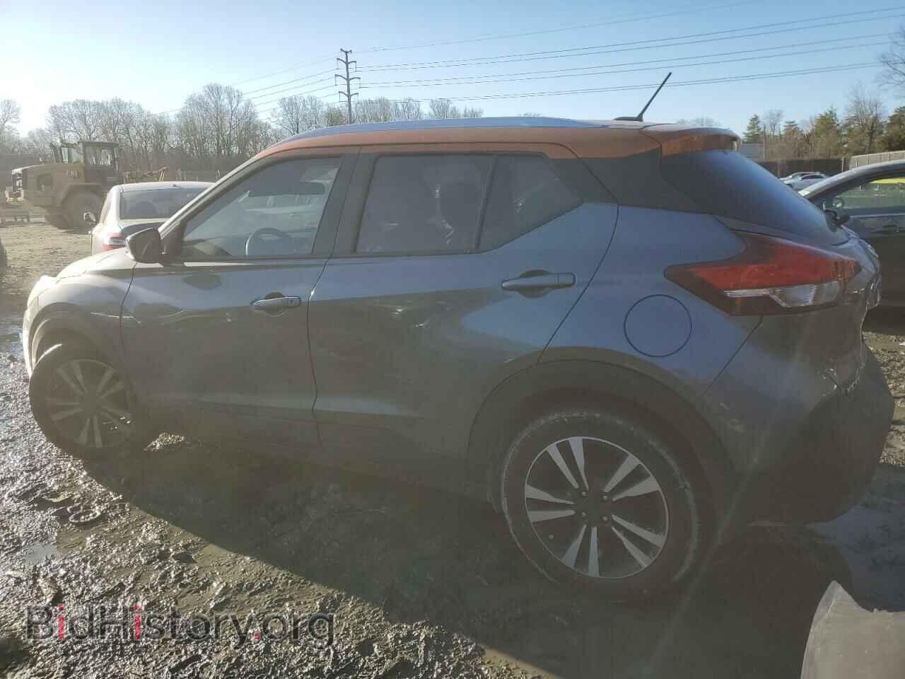 2019 NISSAN KICKS - VIN: 3N1CP5CU3KL563752 - Фото 2