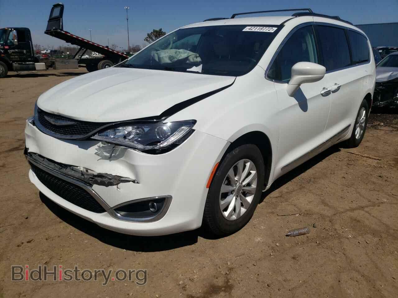 2017 CHRYSLER PACIFICA - VIN: 2C4RC1BG3HR705391 - Фото 2