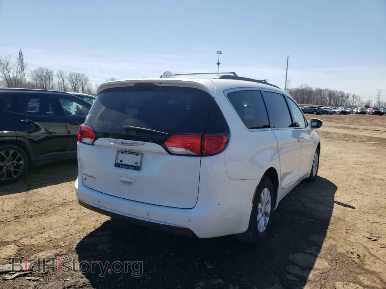 2017 CHRYSLER PACIFICA - VIN: 2C4RC1BG3HR705391 - Фото 4