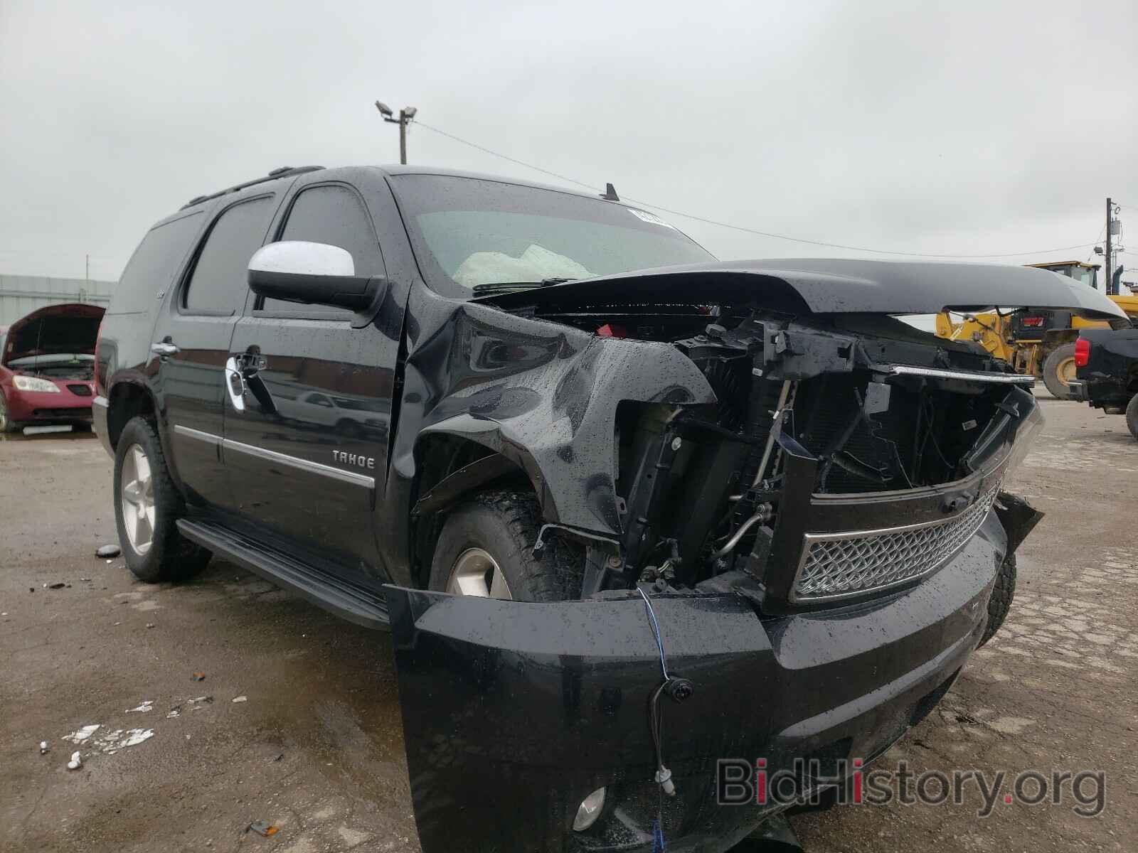 Photo 1GNUKCE00AR223049 - CHEVROLET TAHOE 2010