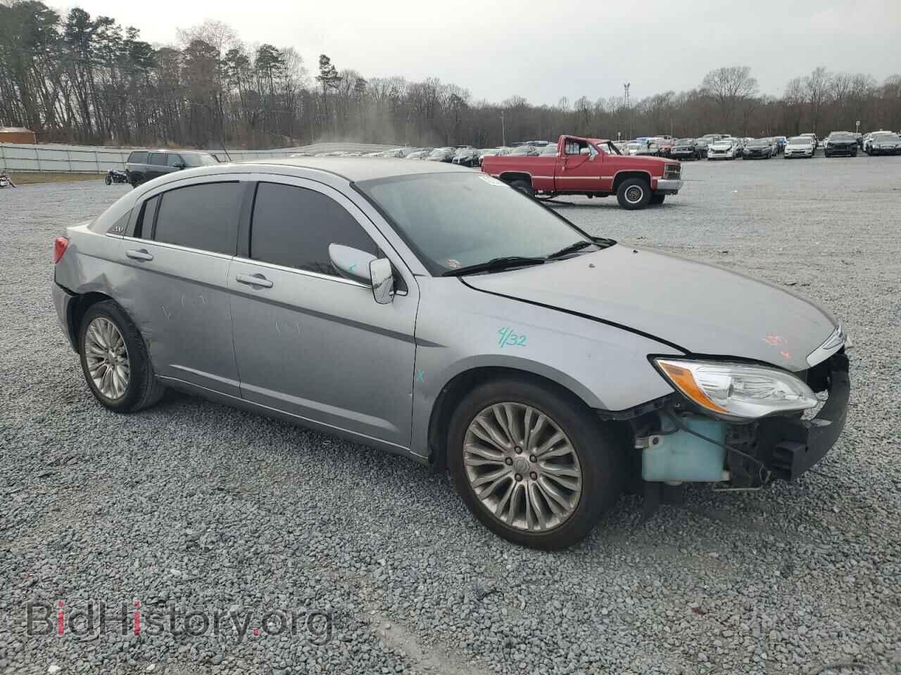 2013 CHRYSLER 200 - VIN: 1C3CCBAB4DN670857 - Фото 4