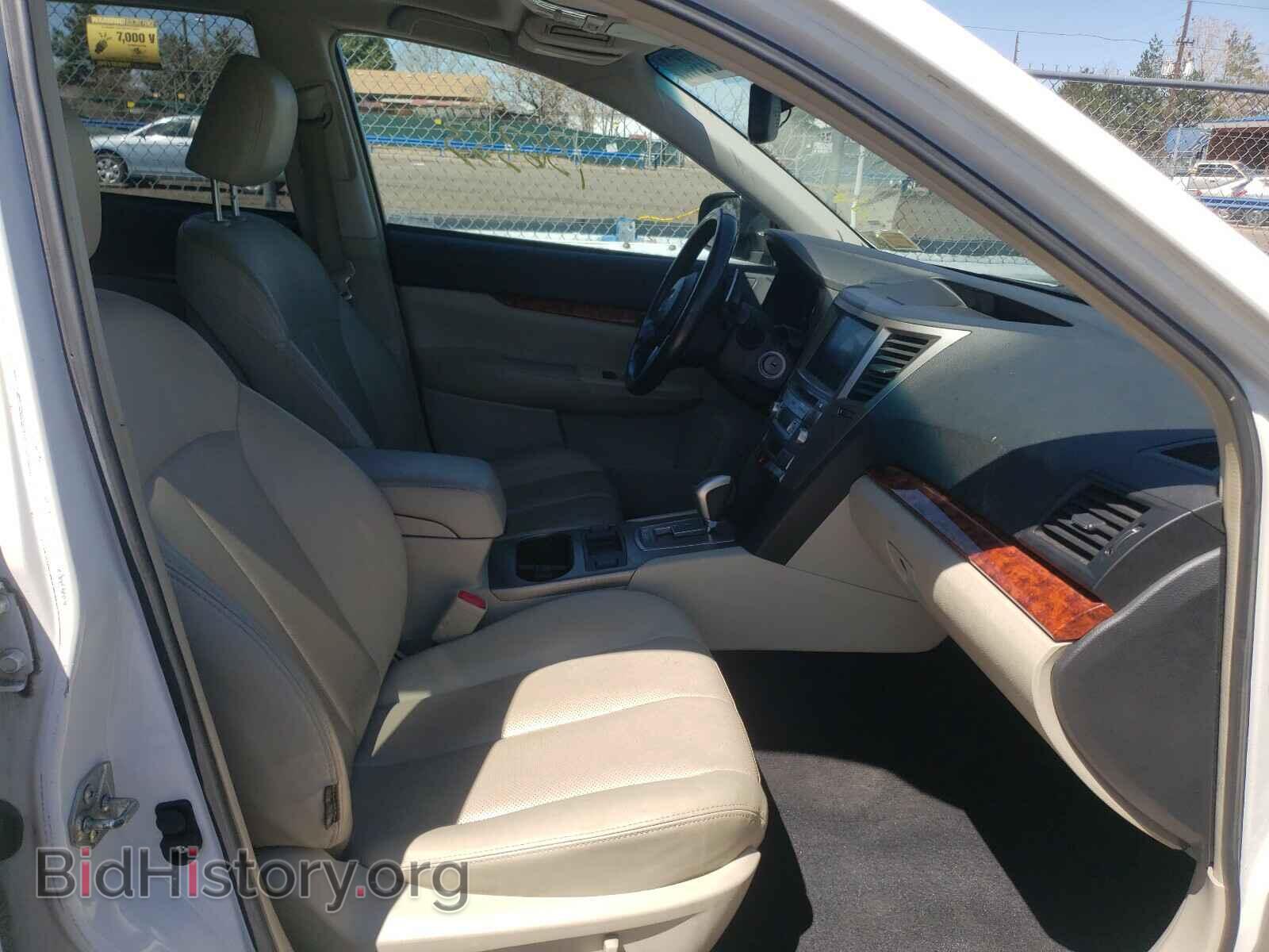 2011 SUBARU OUTBACK - VIN: 4S4BRBLC4B3372132 - Photo 5