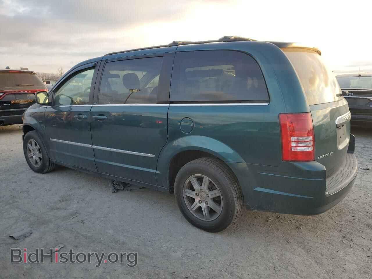 2009 CHRYSLER MINIVAN - VIN: 2A8HR54119R577575 - Фото 2