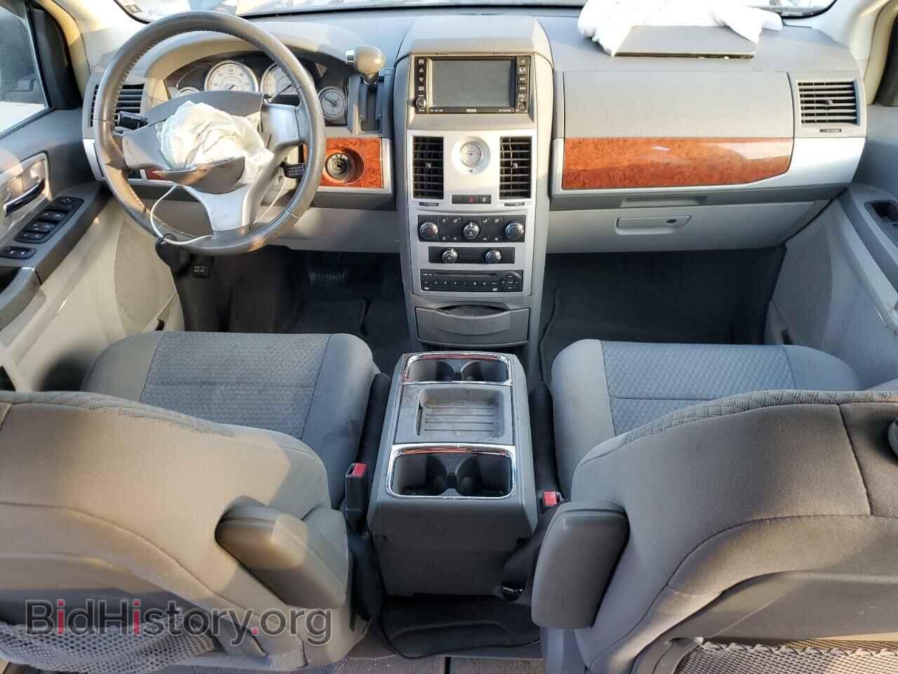 2009 CHRYSLER MINIVAN - VIN: 2A8HR54119R577575 - Фото 8