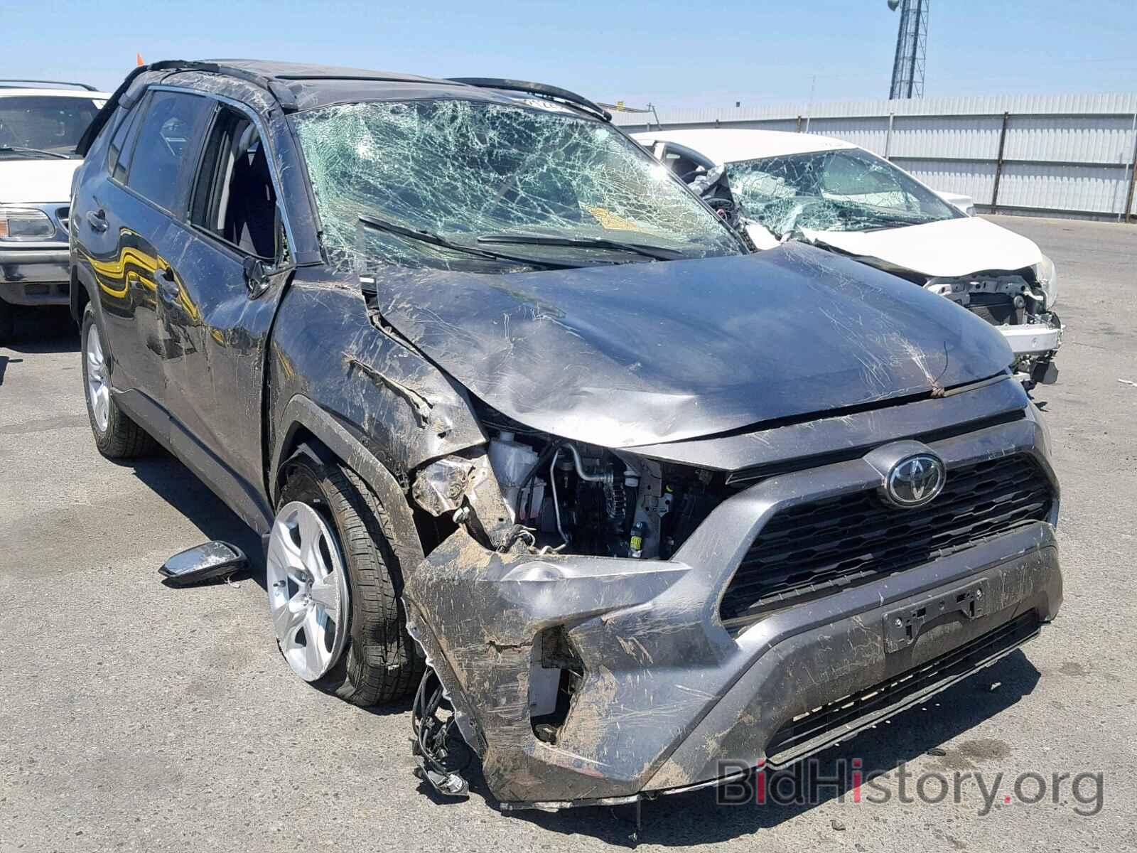 Photo 2T3P1RFV2KC014937 - TOYOTA RAV4 XLE 2019