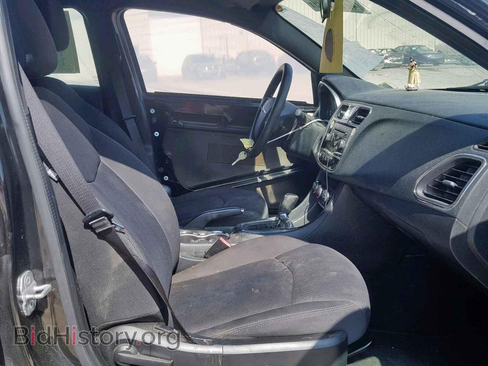 2013 CHRYSLER 200 - VIN: 1C3CCBAB6DN689894 - Фото 5