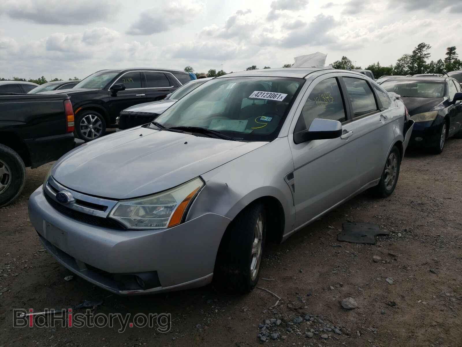 2008 FORD FOCUS - VIN: 1FAHP35N18W236384 - Фото 2