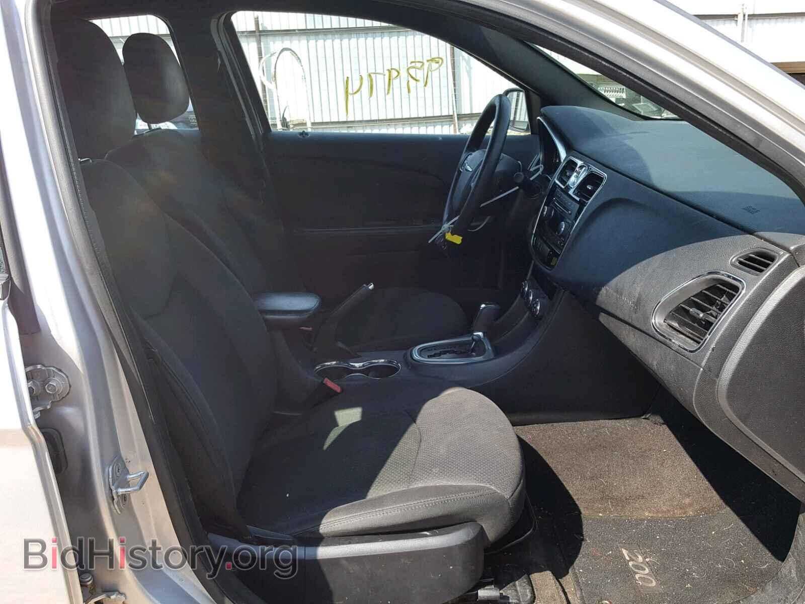 2012 CHRYSLER 200 - VIN: 1C3CCBAB3CN218266 - Фото 5