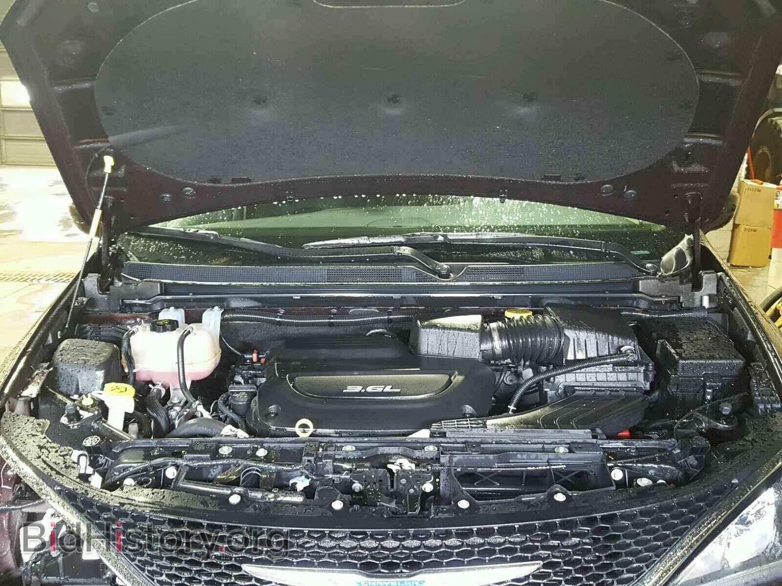 2017 CHRYSLER PACIFICA T - VIN: 2C4RC1BG4HR552052 - Photo 7