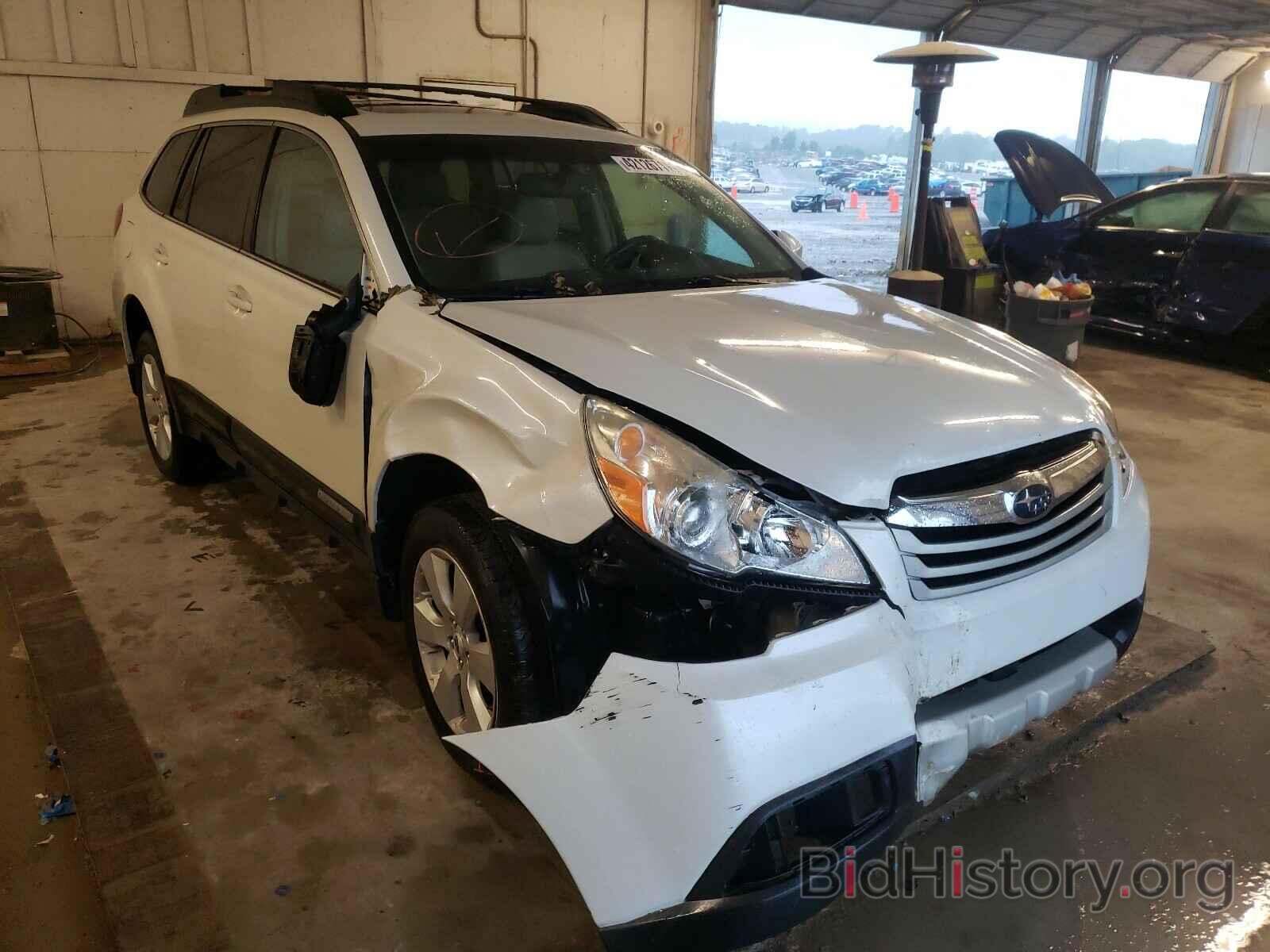 Photo 4S4BRBKC3B3424741 - SUBARU OUTBACK 2011