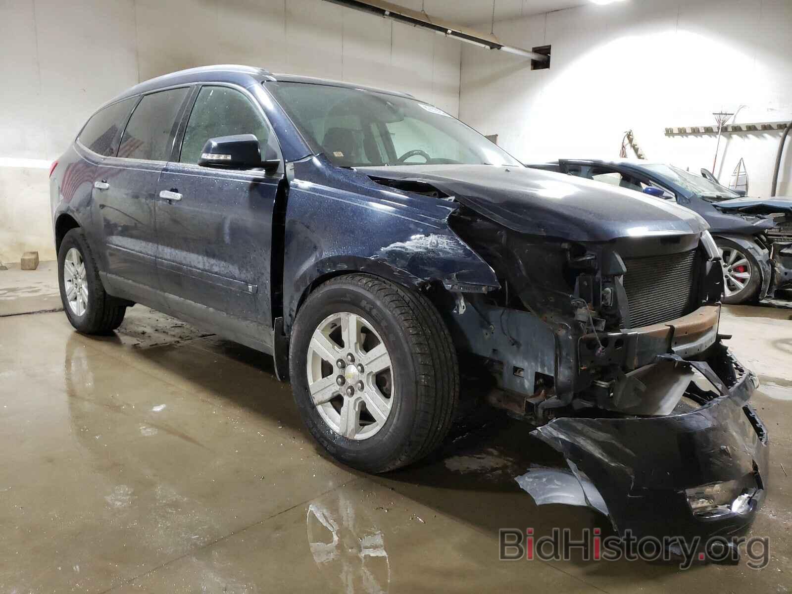 Photo 1GNLVGED8AS154813 - CHEVROLET TRAVERSE 2010