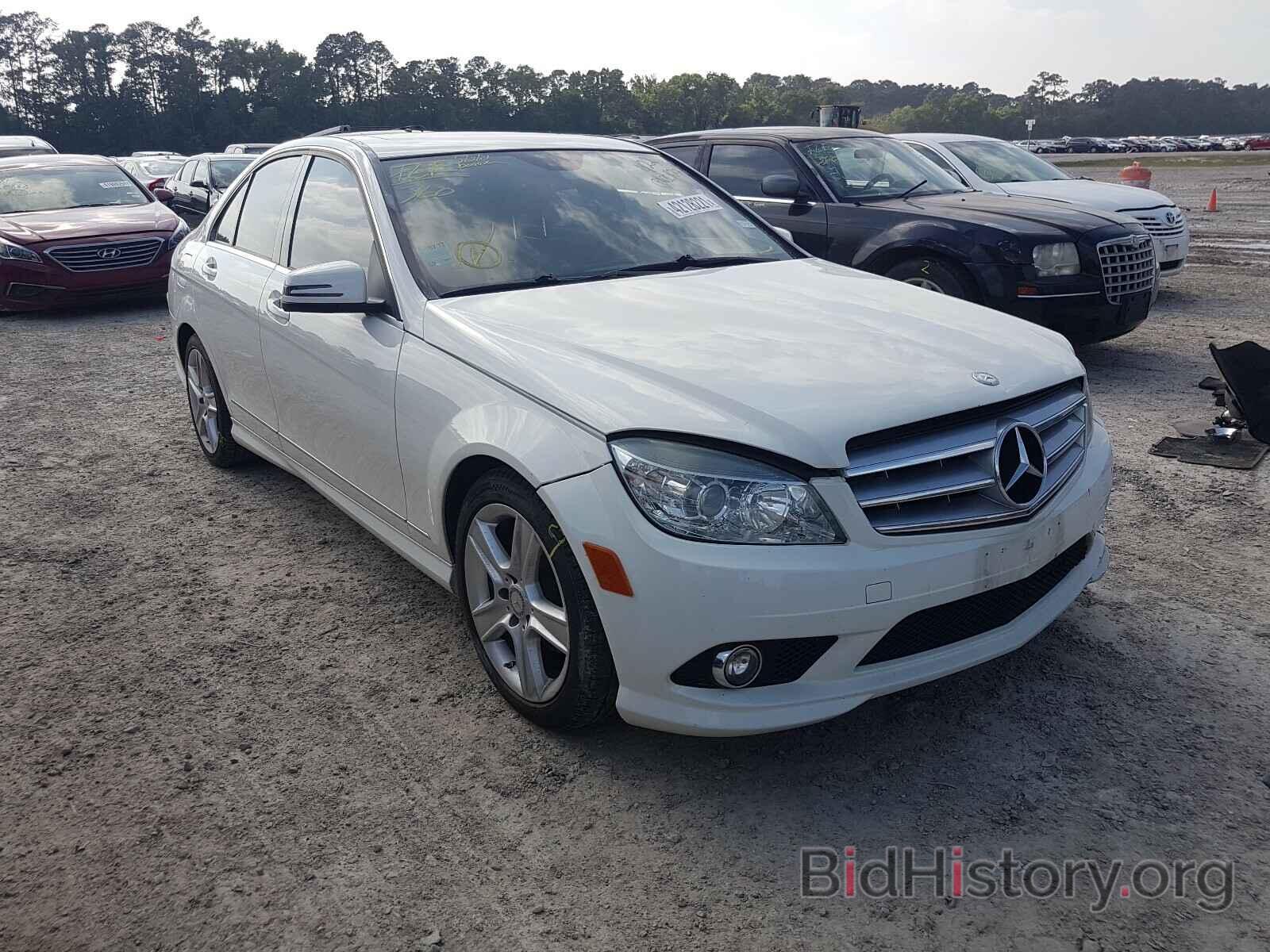 Photo WDDGF5EB7AR108946 - MERCEDES-BENZ C CLASS 2010