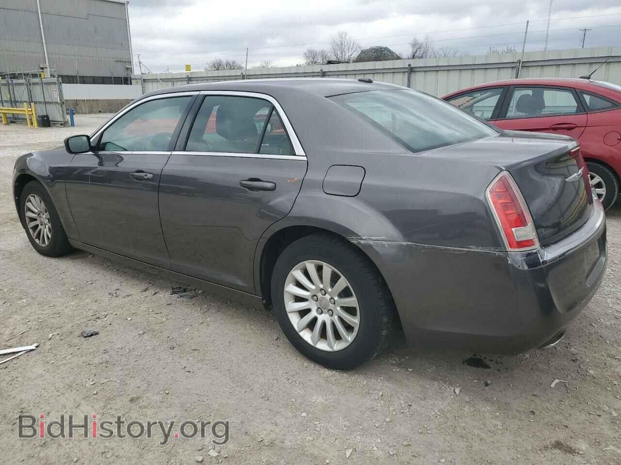 2014 CHRYSLER 300 - VIN: 2C3CCAAGXEH175403 - Фото 2