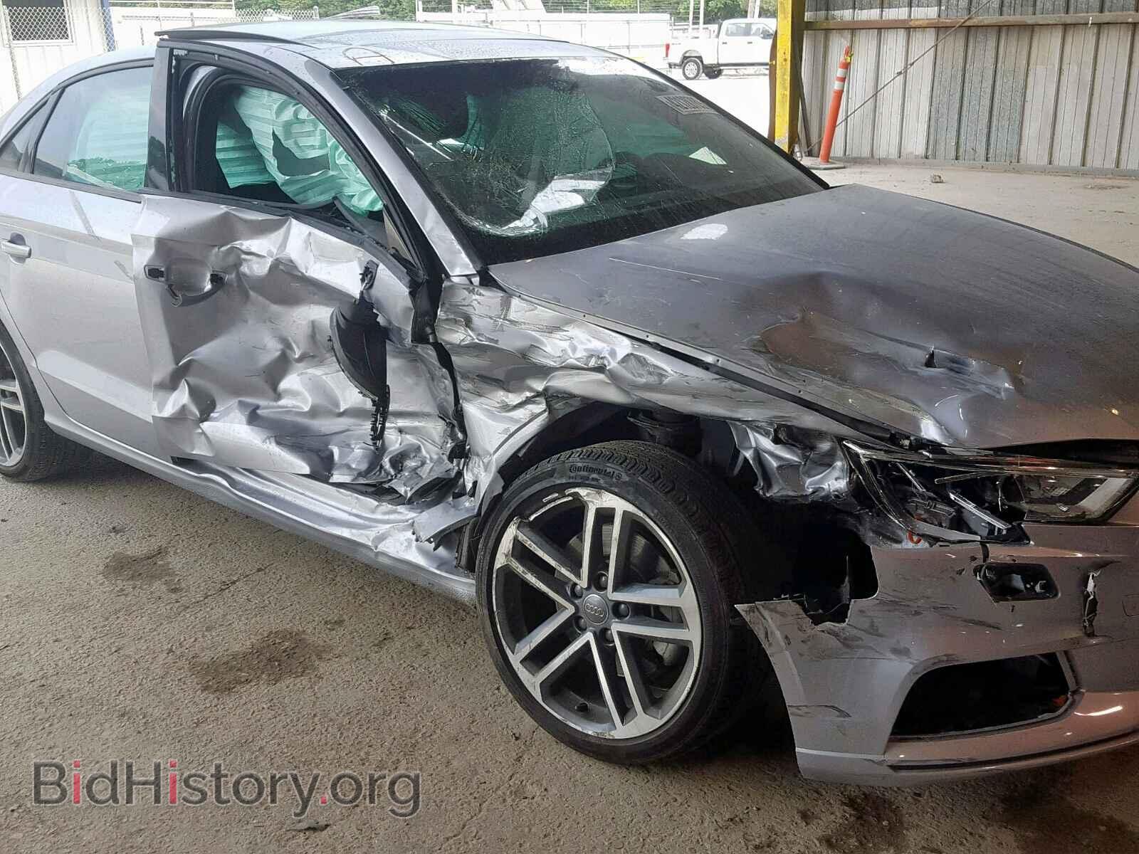 2017 AUDI A3 - VIN: WAUAUGFF8H1054579 - Фото 9