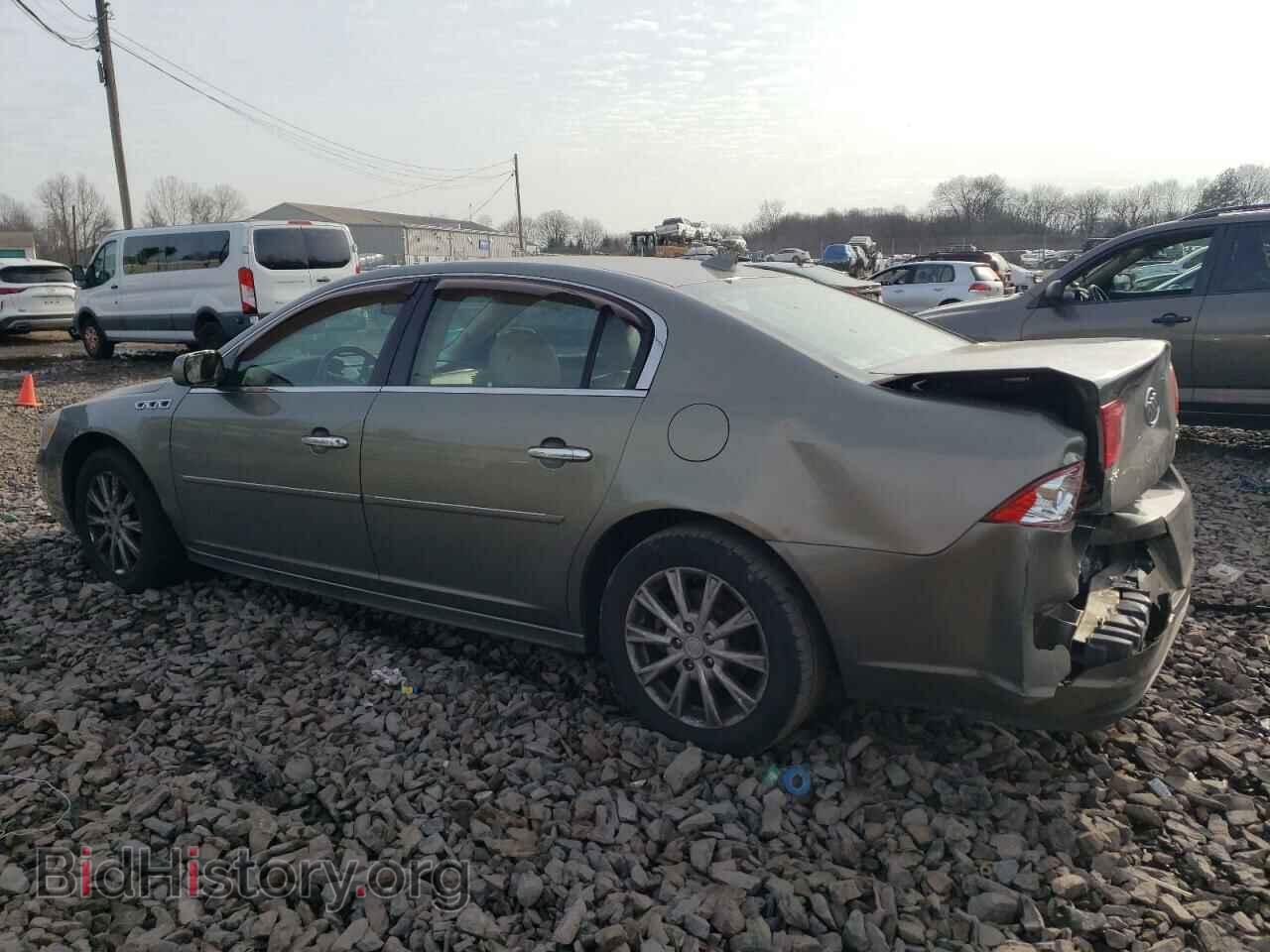 2011 BUICK LUCERNE - VIN: 1G4HC5EM1BU135112 - Фото 2