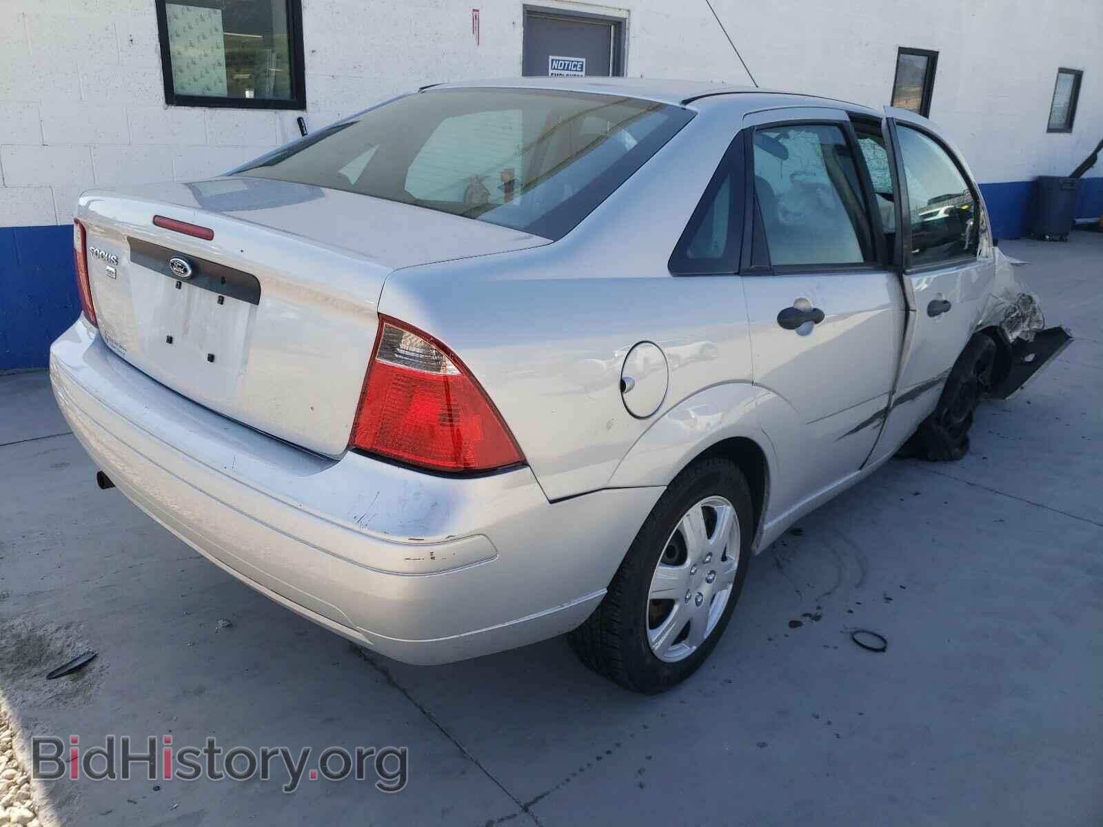 2007 FORD FOCUS - VIN: 1FAFP34N77W106892 - Фото 4