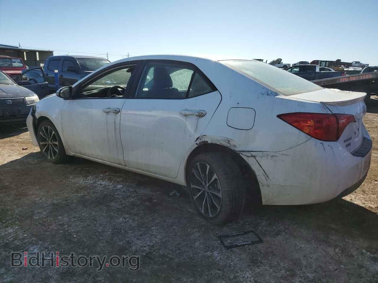 2017 TOYOTA COROLLA - VIN: 2T1BURHEXHC752842 - Фото 2