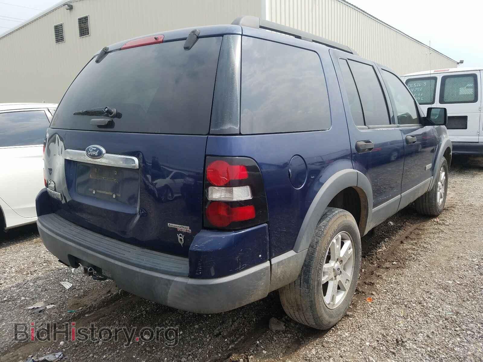 2006 FORD EXPLORER - VIN: 1FMEU63886UB22973 - Фото 4