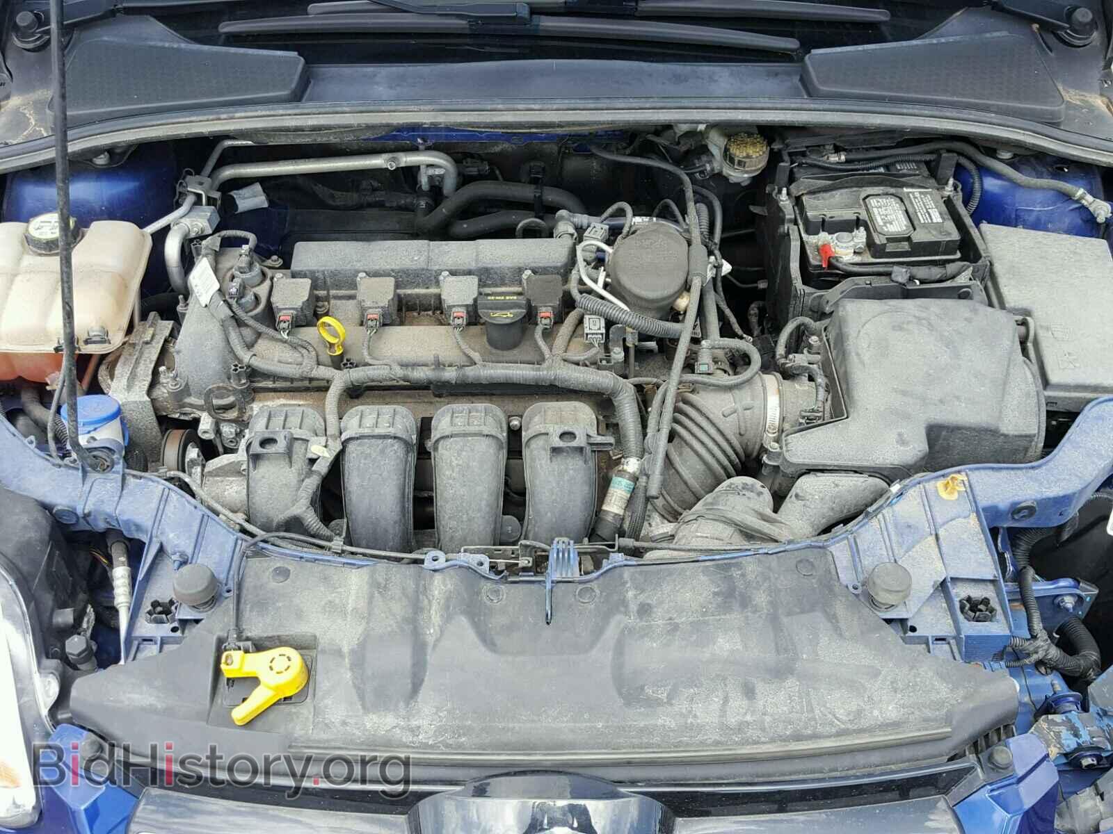 2012 Ford FOCUS (VIN 1FAHP3H25CL472340) — photo 7 of 10
