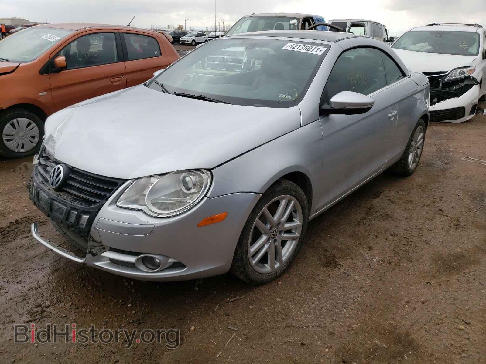 2009 VOLKSWAGEN EOS - VIN: WVWFA71F39V019774 - Photo 2