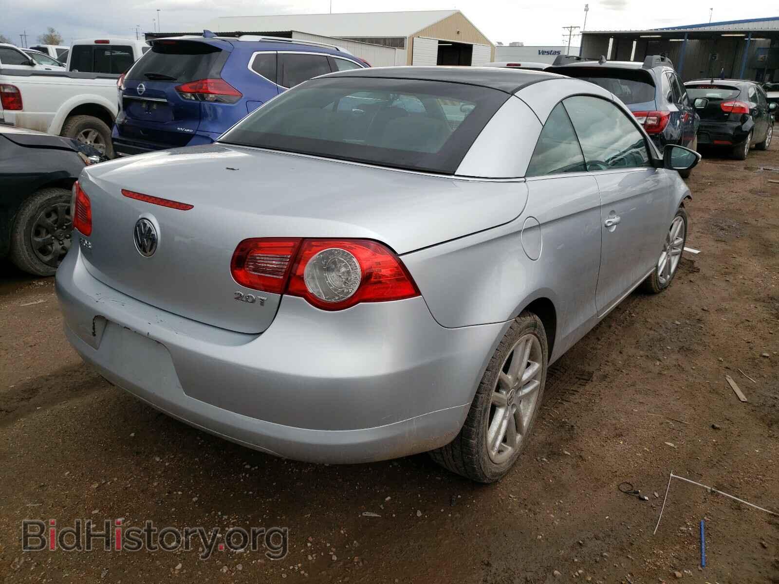2009 VOLKSWAGEN EOS - VIN: WVWFA71F39V019774 - Photo 4