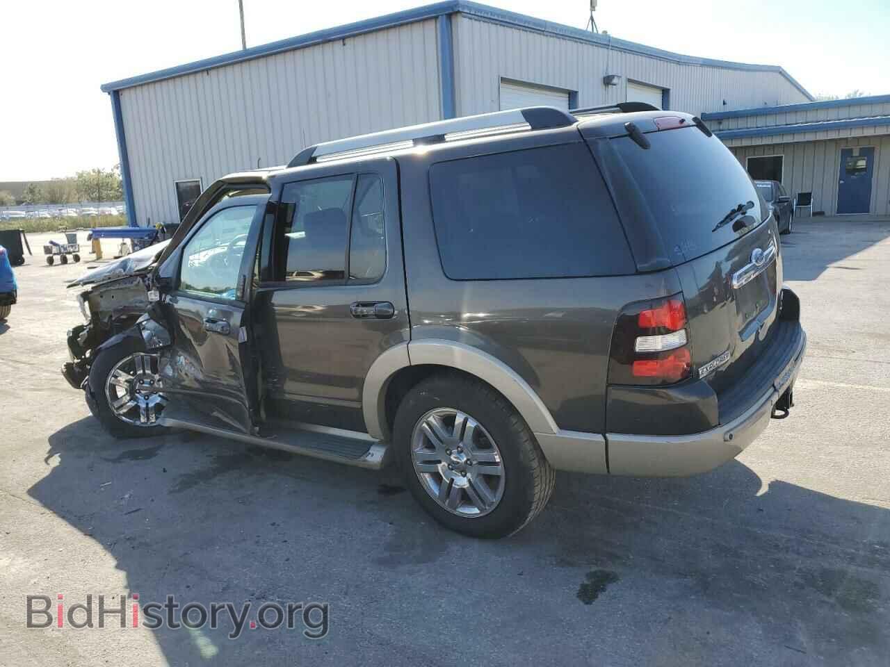 2006 FORD EXPLORER - VIN: 1FMEU64856UA02496 - Фото 2