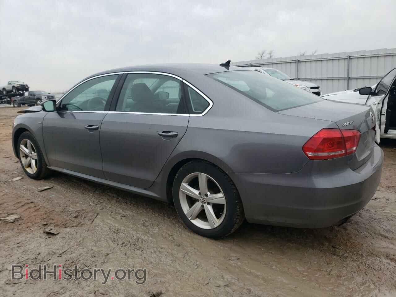 2015 VOLKSWAGEN PASSAT - VIN: 1VWAT7A3XFC113228 - Фото 2