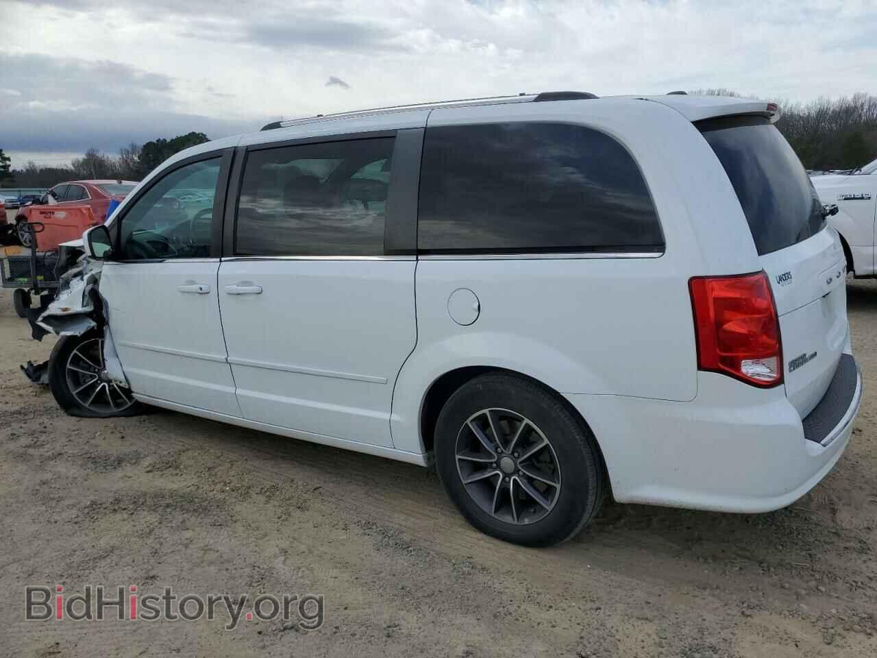 2017 DODGE CARAVAN - VIN: 2C4RDGCG7HR825824 - Фото 2