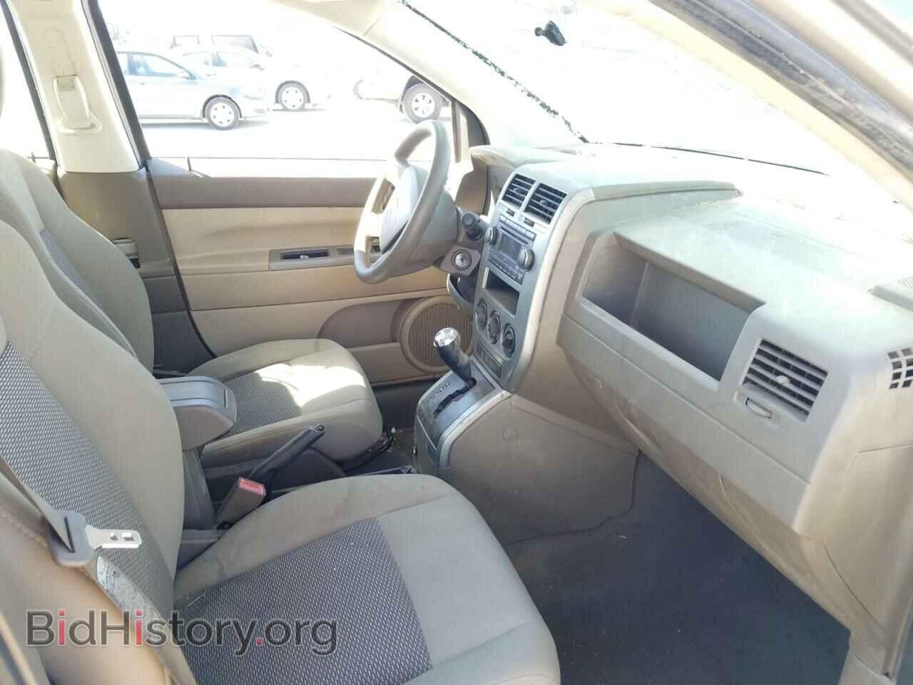 2007 JEEP COMPASS - VIN: 1J8FT47037D357957 - Photo 5