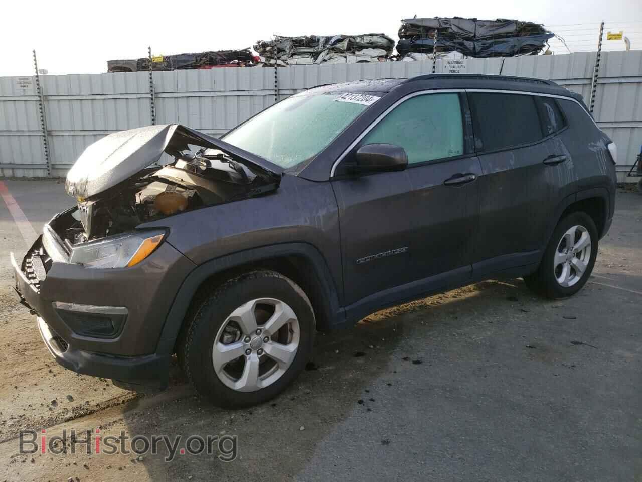 Фотография 3C4NJCBB5JT212996 - JEEP COMPASS 2018