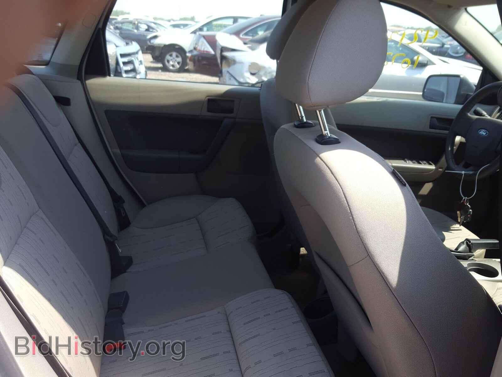 2008 FORD FOCUS - VIN: 1FAHP35N08W182642 - Фото 6