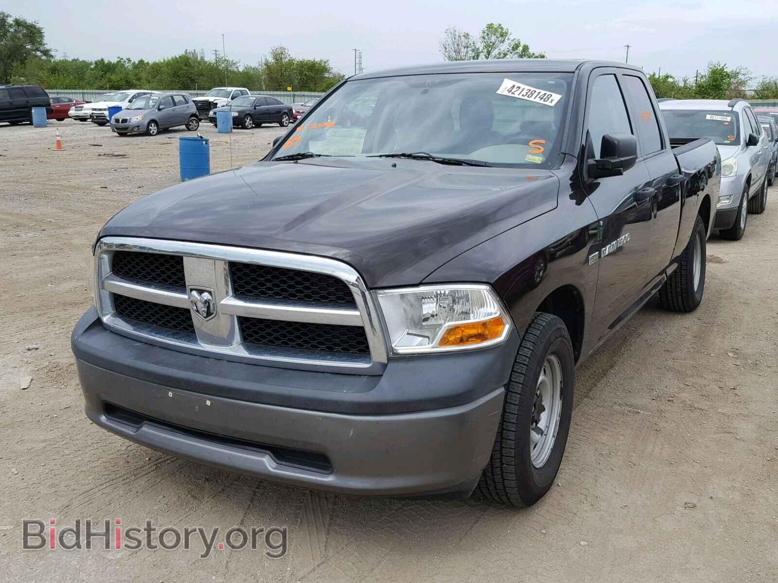 2011 DODGE RAM 1500 - VIN: 1D7RB1GT6BS570248 - Фото 2