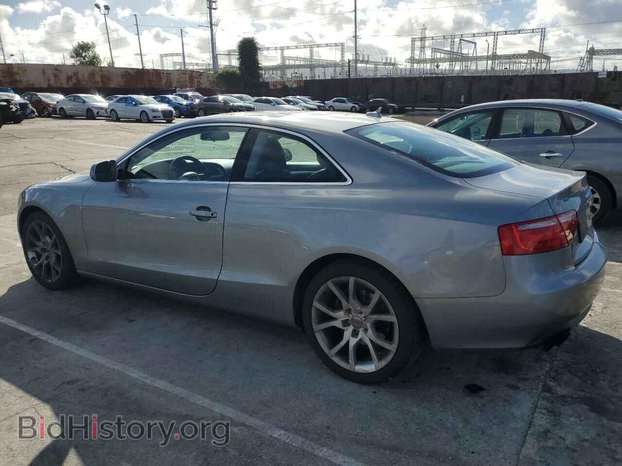 2011 AUDI A5 - VIN: WAUCFAFR8BA006386 - Фото 2