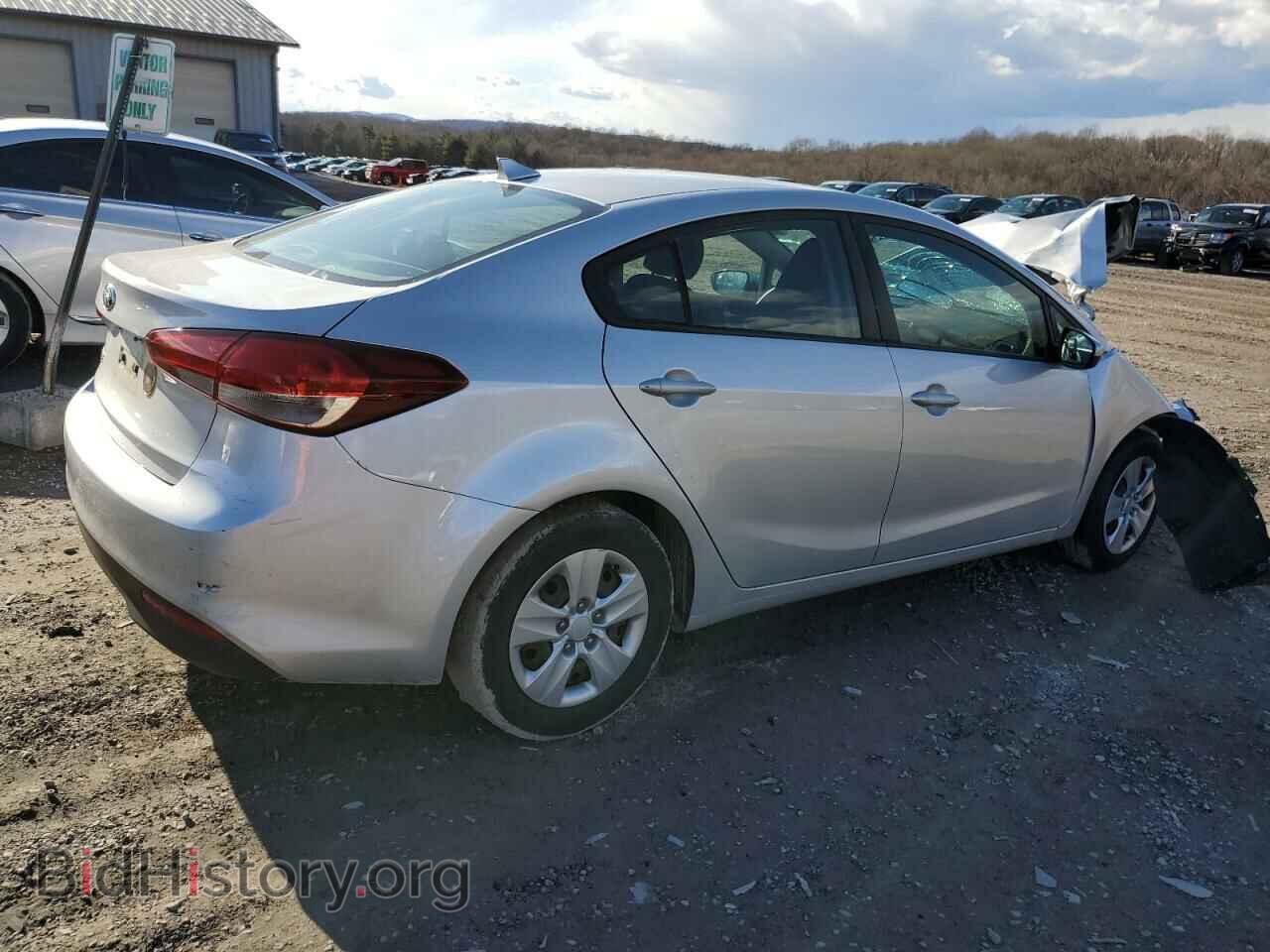 2017 KIA FORTE - VIN: 3KPFK4A74HE140353 - Фото 3
